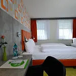 Otel Sleepysleepy Giessen 3*