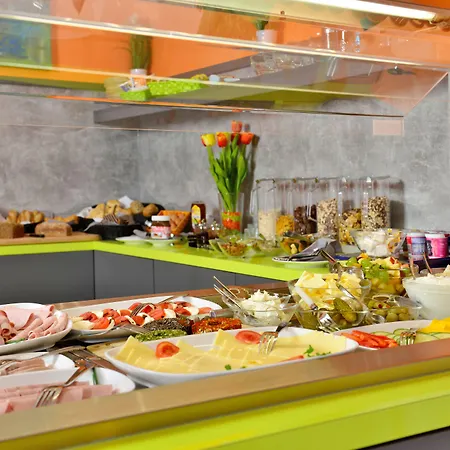 Hotel Sleepysleepy Giessen 3*