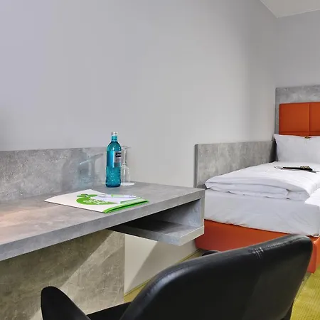 Hotel Sleepysleepy Giessen 3*